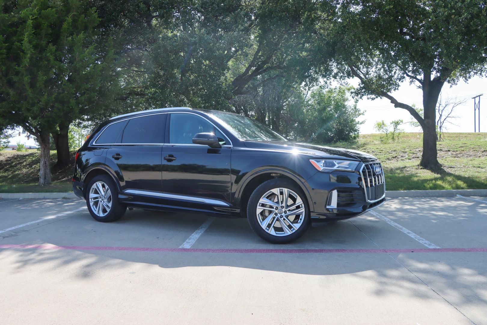 2021 Audi Q7 55 TFSI Premium Plus Sport Utility 4D photo 1