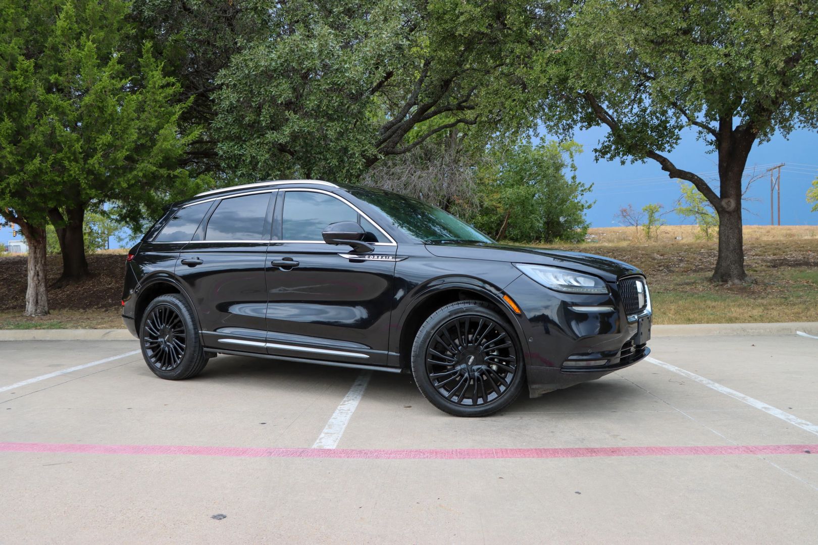 2021 Lincoln Corsair Reserve Sport Utility 4D photo 1