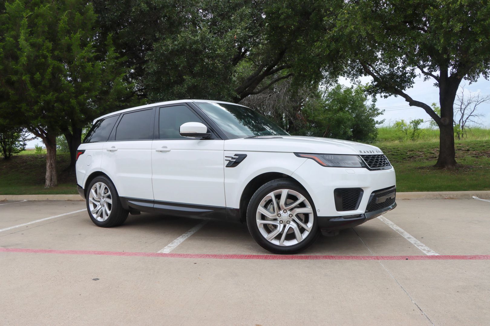 2020 Land Rover Range Rover Sport HSE Sport Utility 4D photo 1