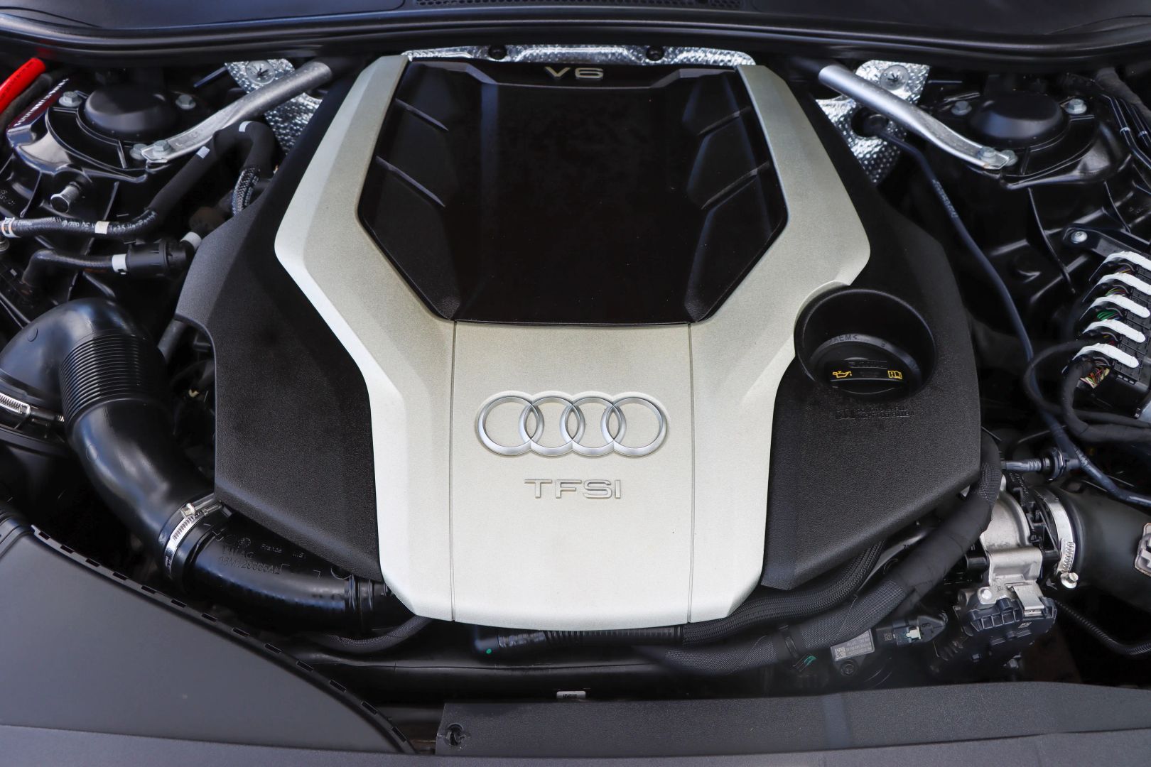 2019 Audi A6 55 TFSI Prestige Sedan 4D photo 1