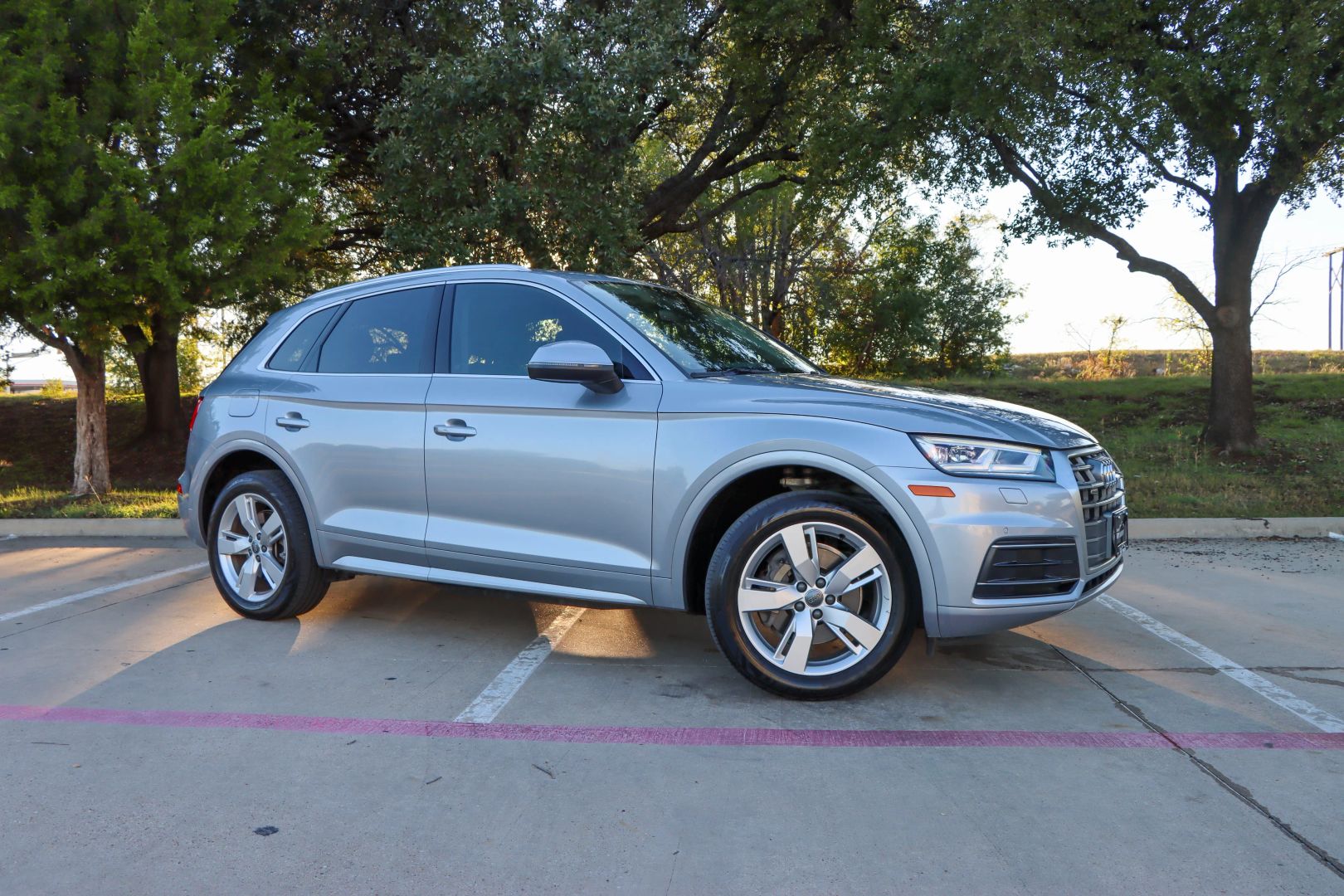 2018 Audi Q5 Premium Plus Sport Utility 4D photo 1