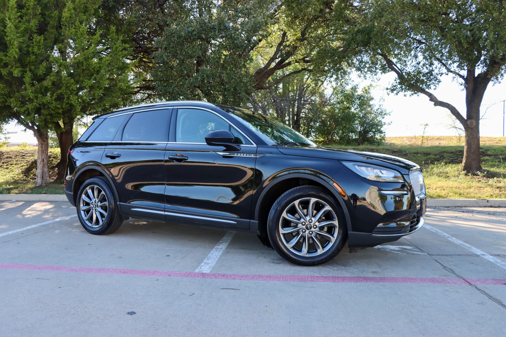 2020 Lincoln Corsair Sport Utility 4D photo 1